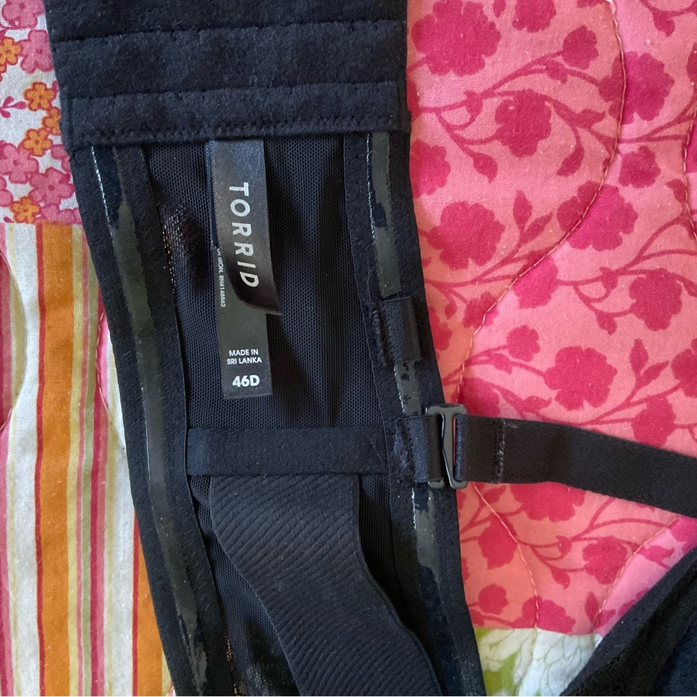 torrid Black Strapless Bustier Bra with Removable Strap - Picture 3 of 4